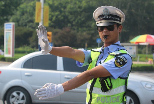 民生交通｜4月起全国严查安全带 后排不系一律处罚